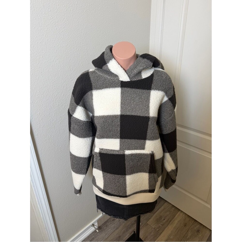 American Eagle Cozy Black & White Buffalo Plaid Sherpa Hoodie Sz M